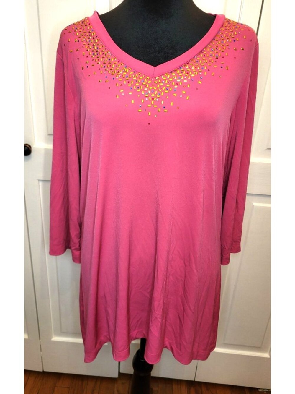 Dreamy Knit by Quacker Factory Pink Stretch Tunic L Beaded Feminine Glam Travel
